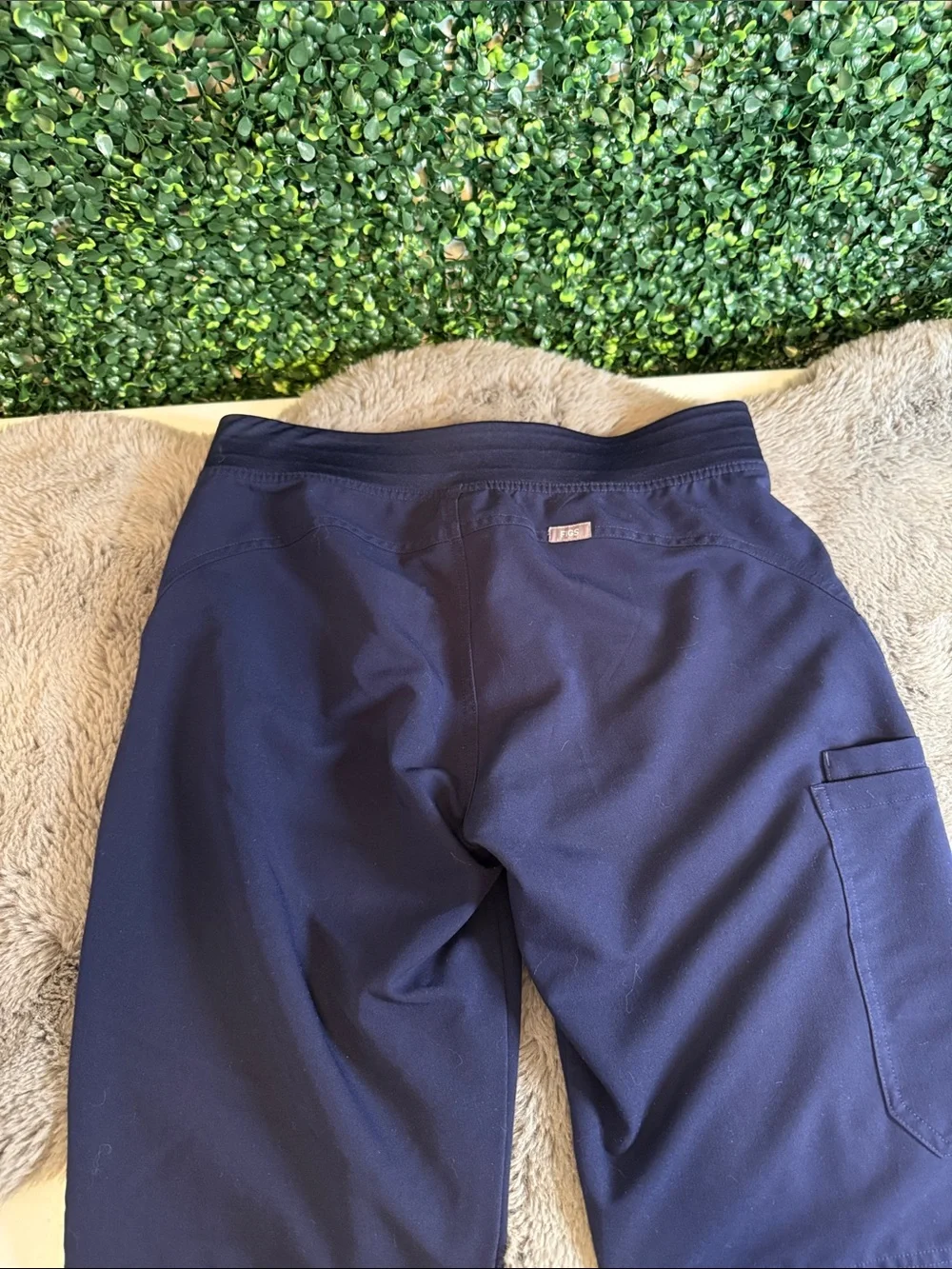 FIGS Mens Scrub Pants size small